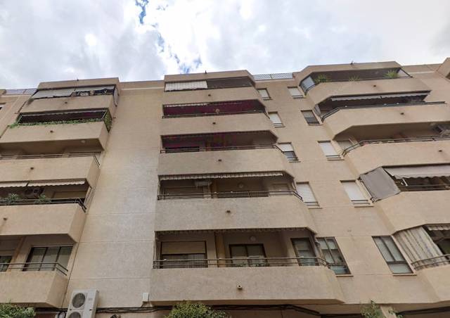 Piso en Venta en Avenida Filipinas, 12 en Las Trescientas - San Francisco - Ciudad Vergel