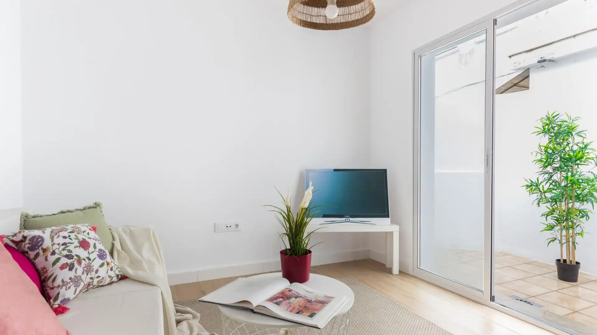 Sala de estar de Planta baja en venta en Jerez de la Frontera con Jardín privado, Trastero y Alarma