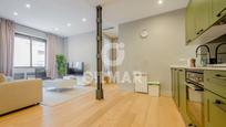 Sala d'estar de Pis en venda en  Madrid Capital amb Aire condicionat i Calefacció