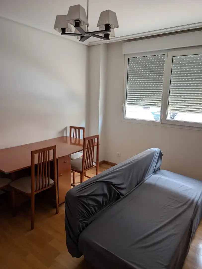 Bedroom of Flat for sale in Palencia  with Heating, Parquet flooring and Storage room