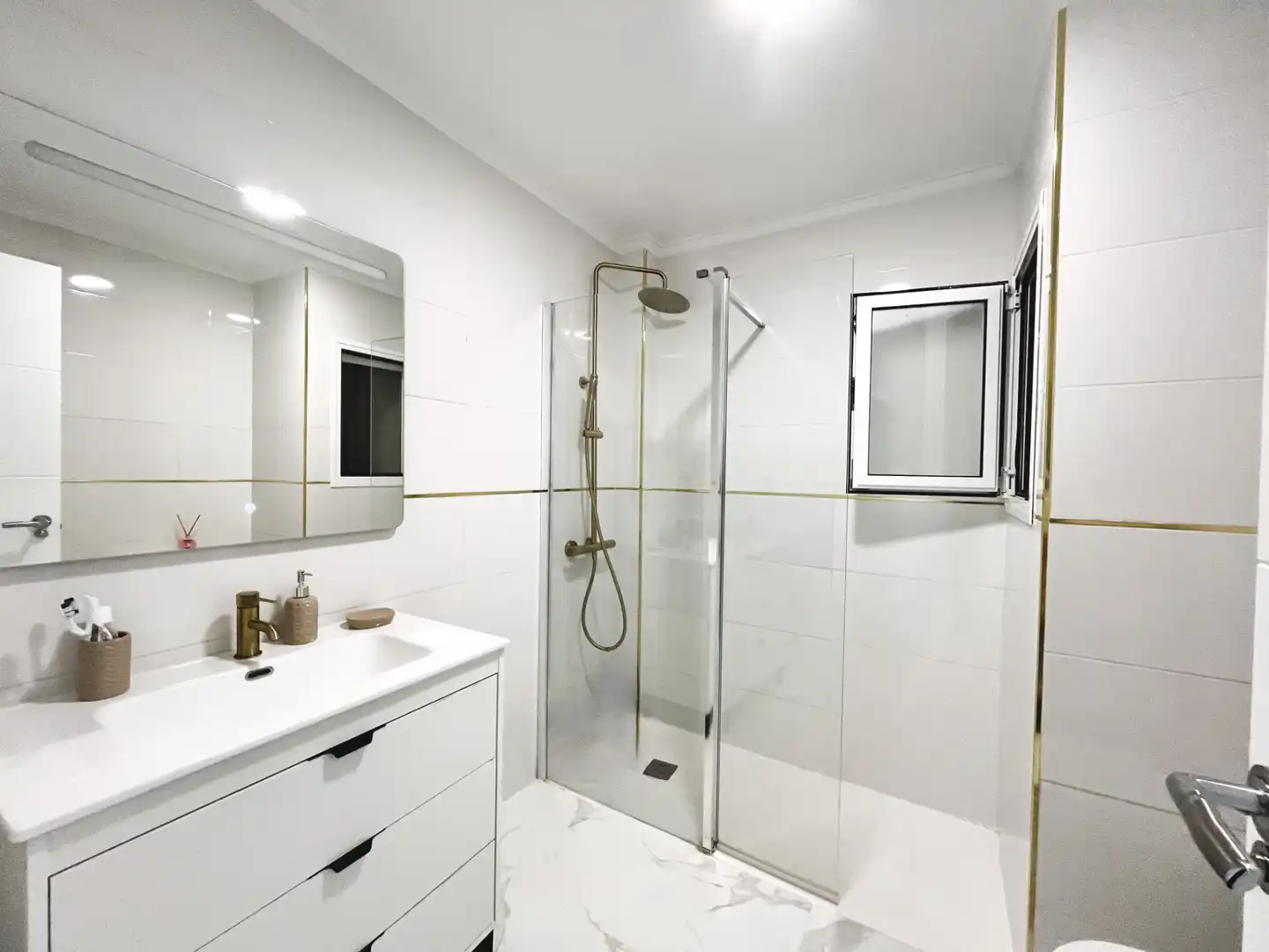 Baño de Casa o chalet en venta en Almoradí con Aire acondicionado, Terraza y Trastero