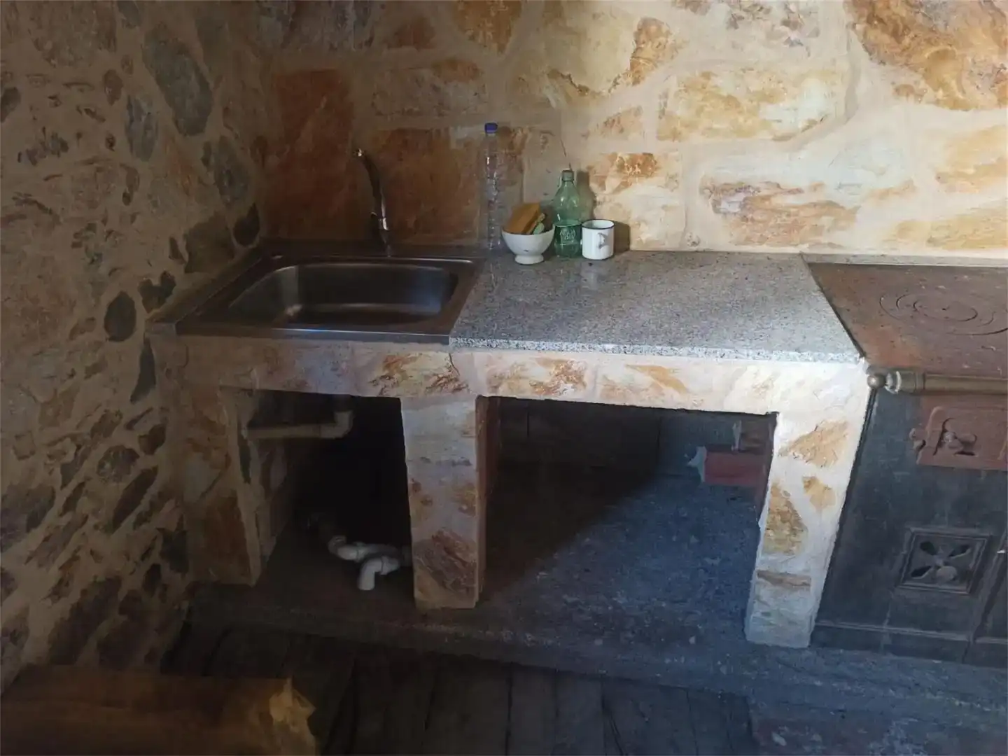 Cuina de Casa adosada en venda en Rubiá amb Balcó