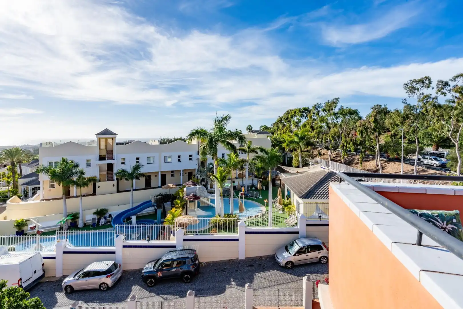 Vista exterior de Apartament de lloguer en Arona amb Jardí privat, Terrassa i Moblat