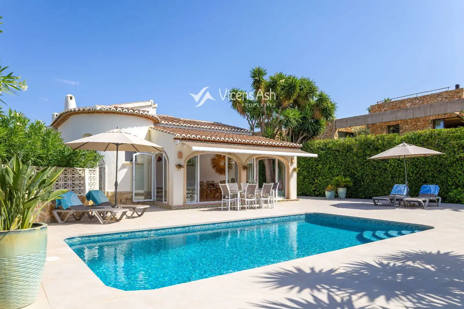 Vista exterior de Casa o chalet en venta en Jávea / Xàbia con Aire acondicionado, Calefacción y Piscina