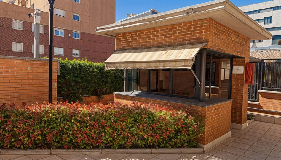 Piso de alquiler en Calle de Miguel Ángel Asturias, Sanchinarro - Imagen 3