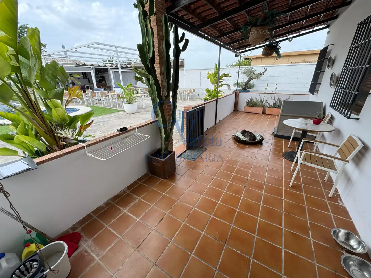 Terrace of Country homes for sale in Dos Hermanas  with Air Conditioner, Private garden and Storage room