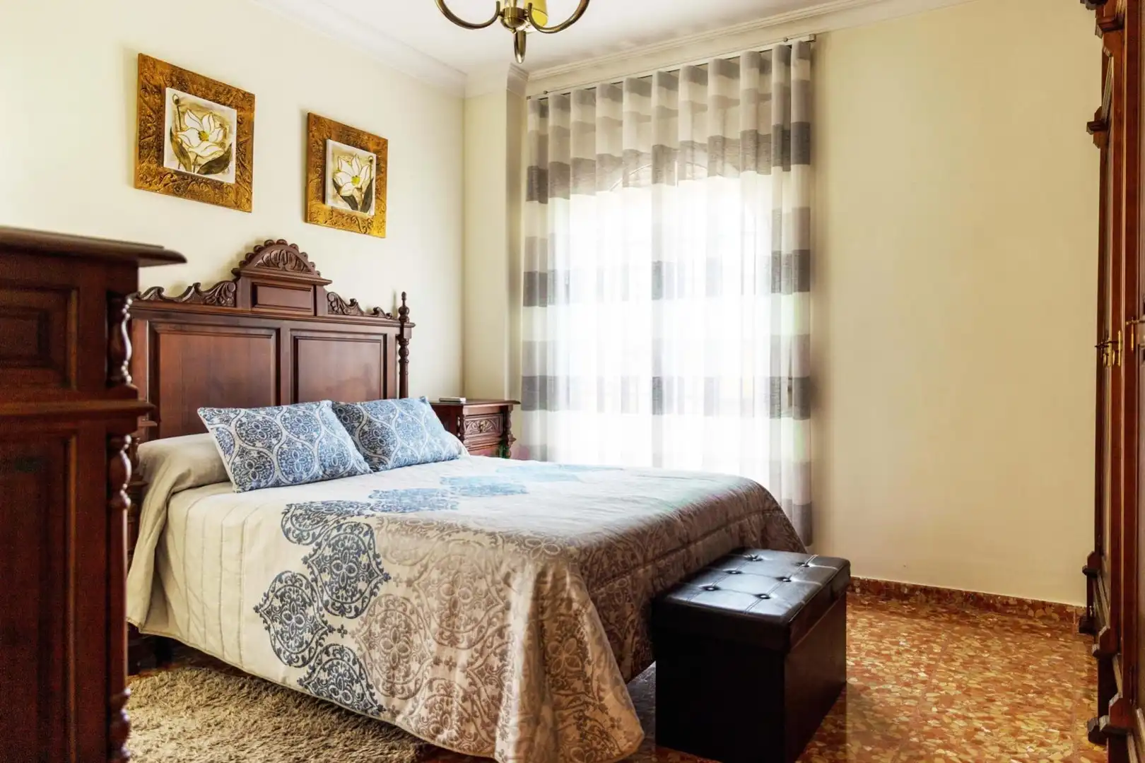 Habitación de Casa o chalet de alquiler en Alcalá de Guadaira con Aire acondicionado, Calefacción y Terraza
