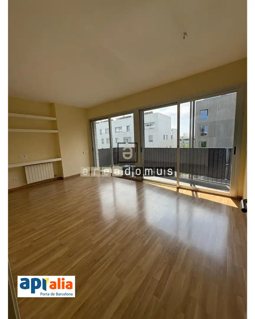 Habitación de Piso en venta en Sant Feliu de Llobregat con Calefacción, Jardín privado y Trastero