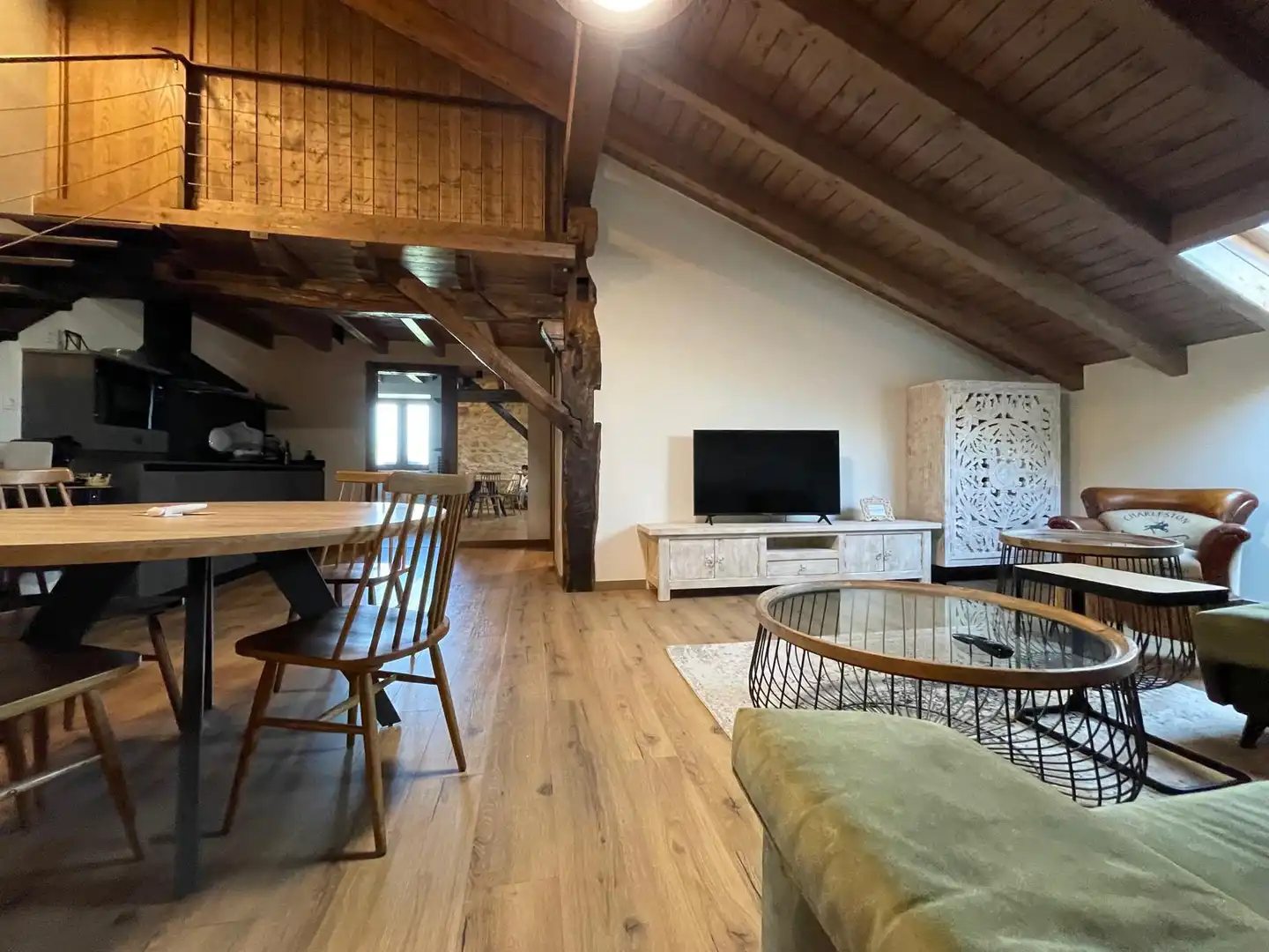 Sala de estar de Finca rústica en venta en Lekeitio con Aire acondicionado, Jardín privado y Parquet