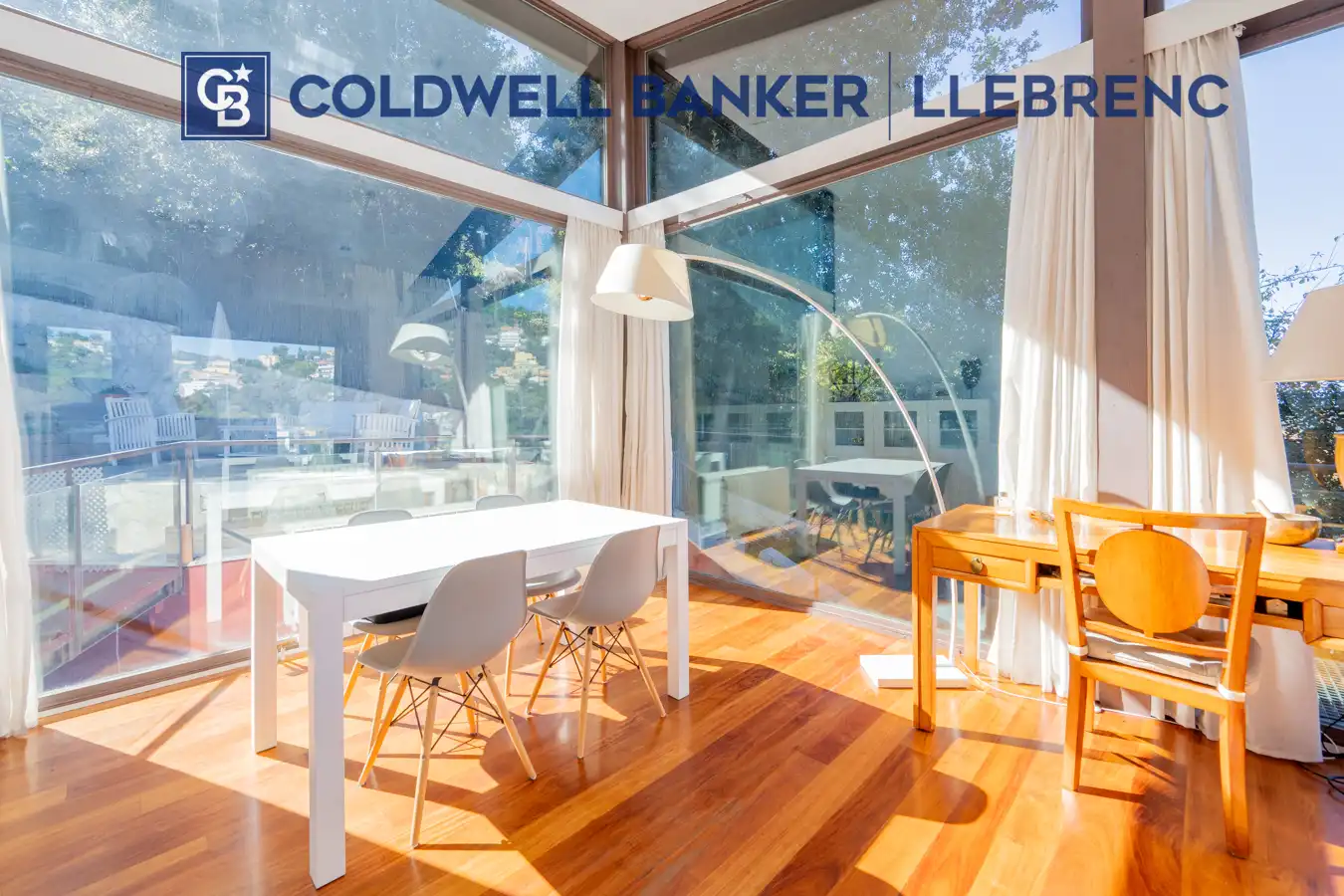 Comedor de Casa o chalet en venta en Barcelona con Calefacción, Jardín privado y Parquet