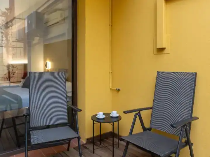Terraza de Piso de alquiler en Figueres con Aire acondicionado, Amueblado y Balcón