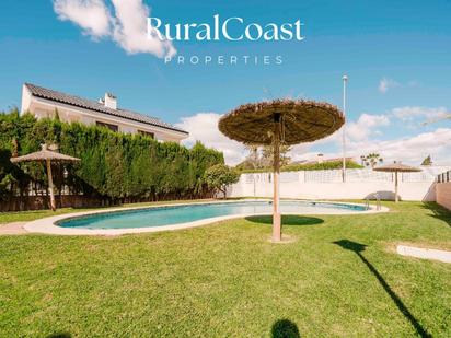 Exterior view of Single-family semi-detached for sale in Sant Joan d'Alacant  with Heating, Swimming Pool and Furnished