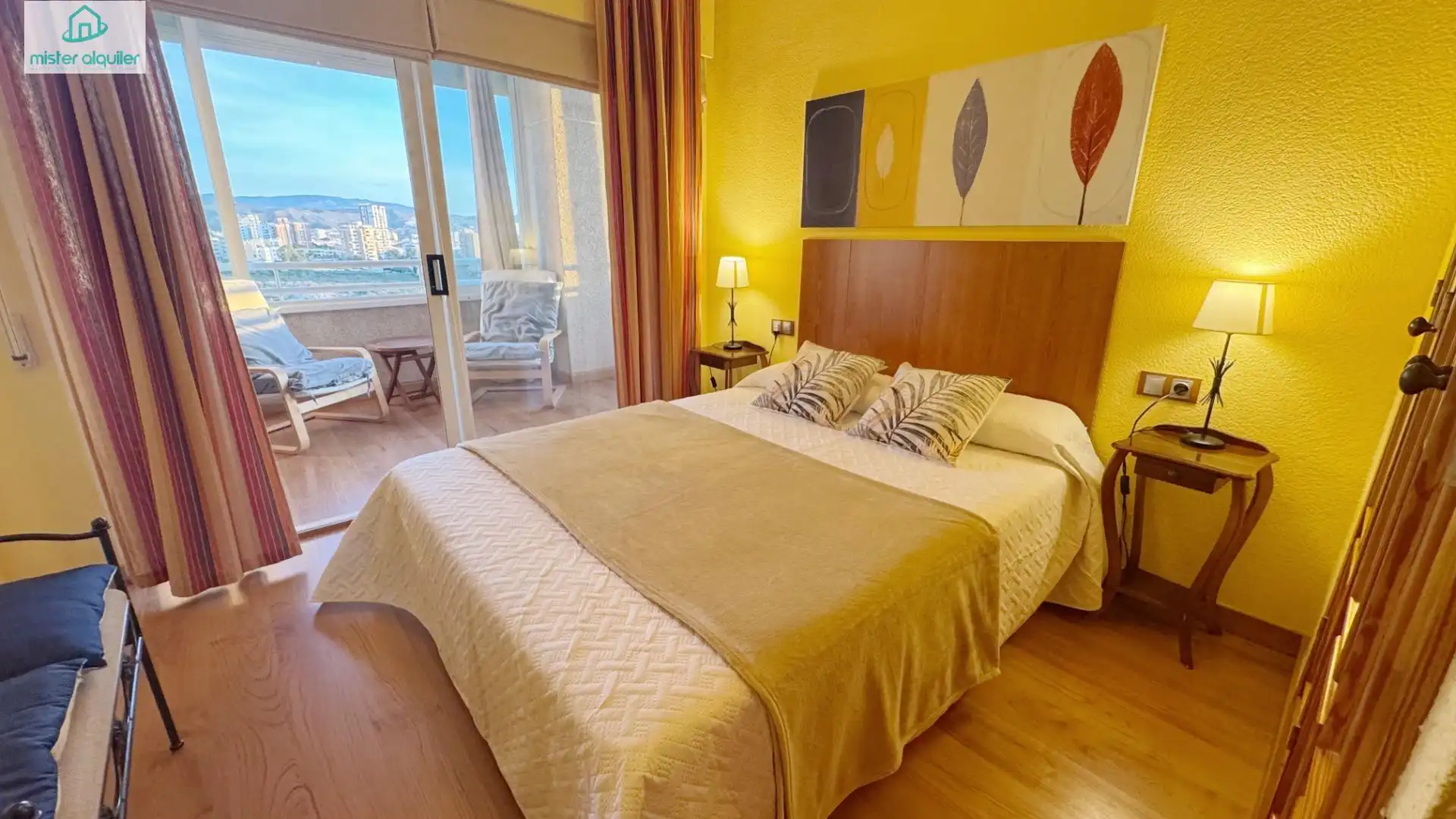 Dormitori de Apartament en venda en El Campello amb Aire condicionat, Calefacció i Jardí privat