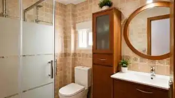 Bathroom of Attic for sale in Córdoba  with Terrace