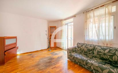 Living room of Flat for sale in  Barcelona Capital  with Air Conditioner, Heating and Parquet flooring