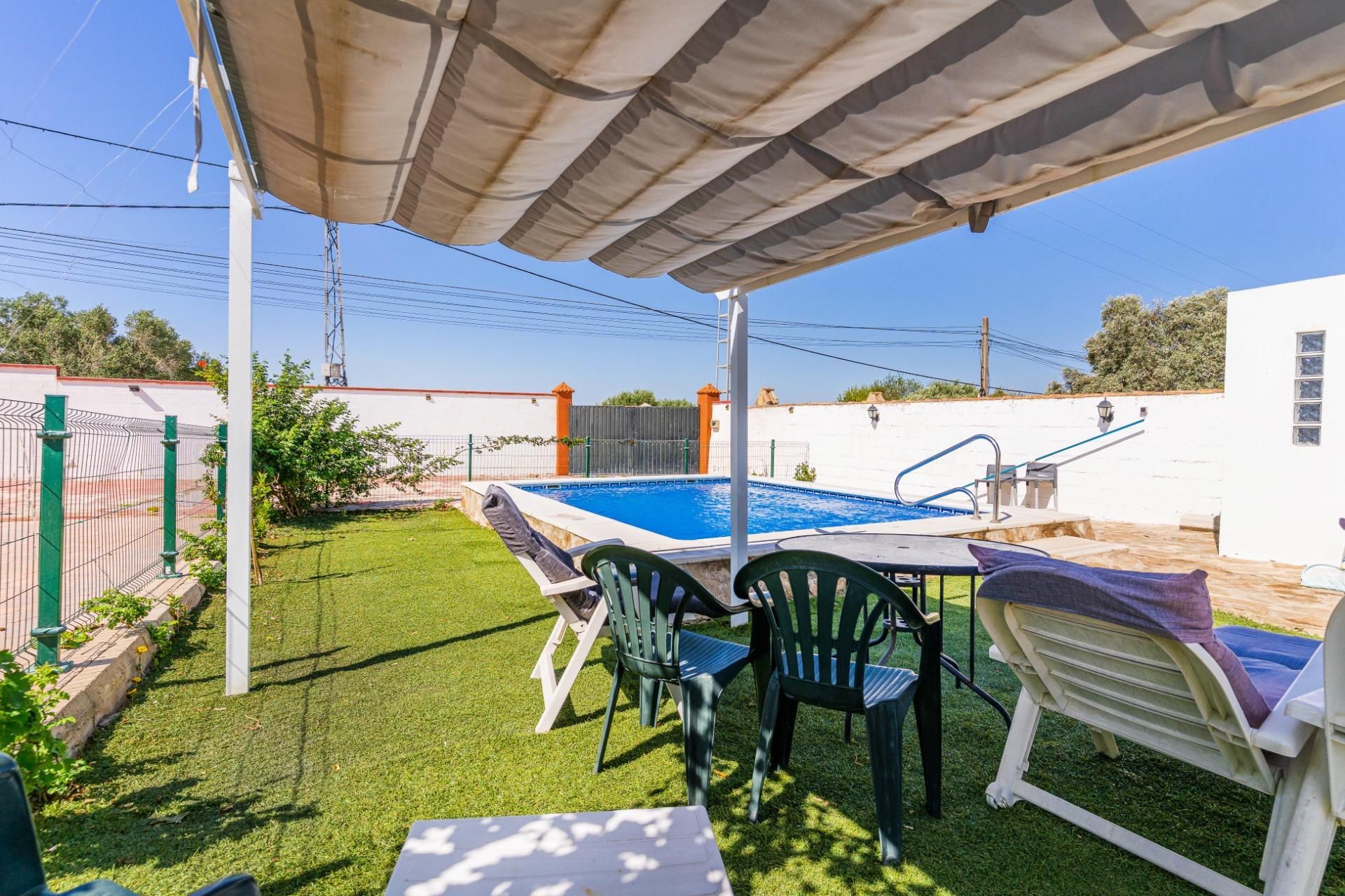 Garden of House or chalet for sale in Chiclana de la Frontera  with Air Conditioner