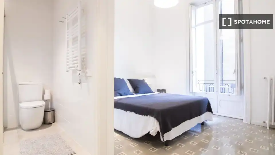 Appartamento con terrazza in affitto a Eixample, imagen 7