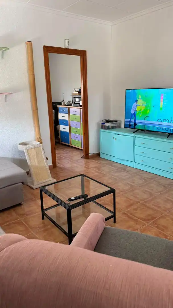 Sala d'estar de Casa adosada en venda en Torrevieja amb Aire condicionat, Calefacció i Terrassa