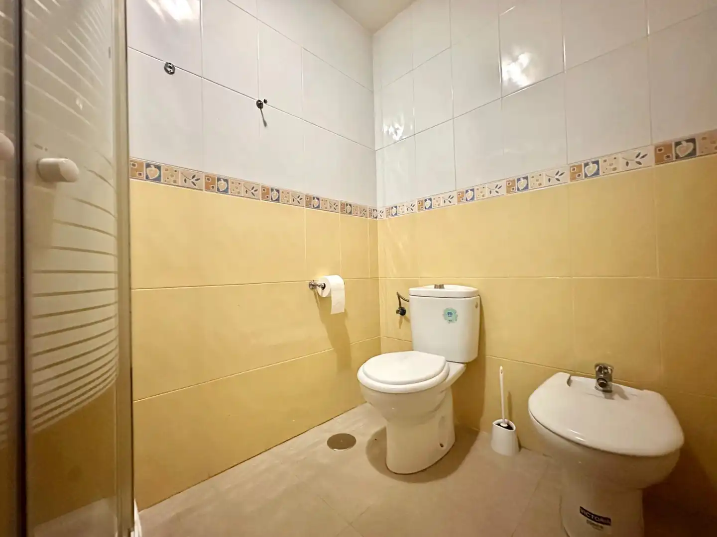 Flat for sale in Calle Calle Pamplona, Avda. De los Ogíjares