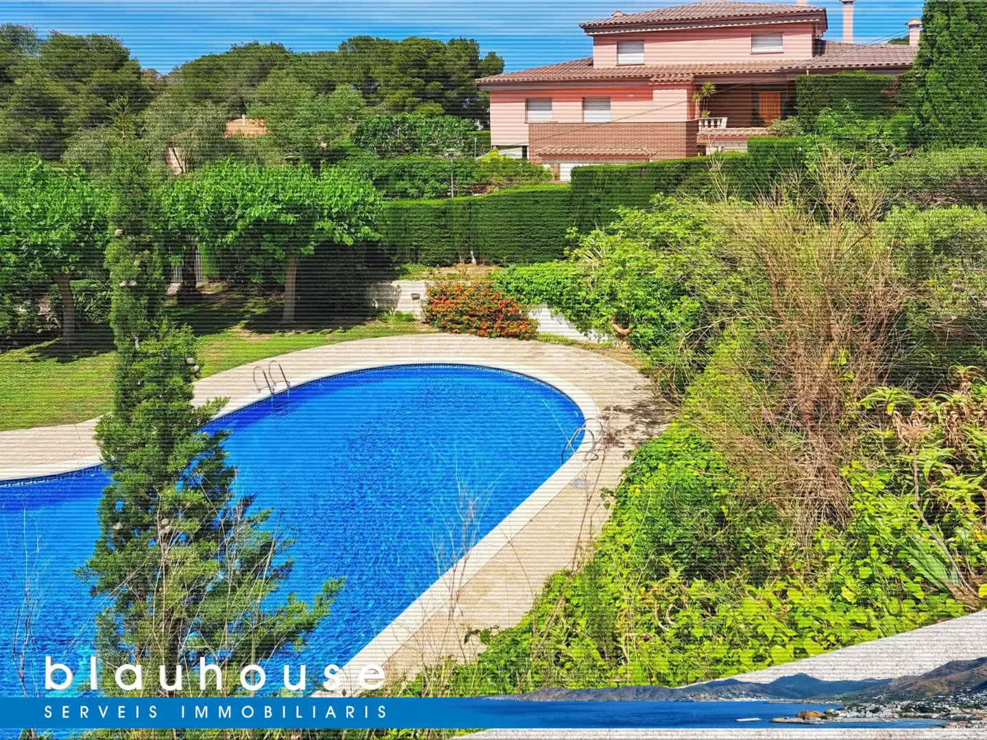 Swimming pool of Commercial properties for sale in Llançà