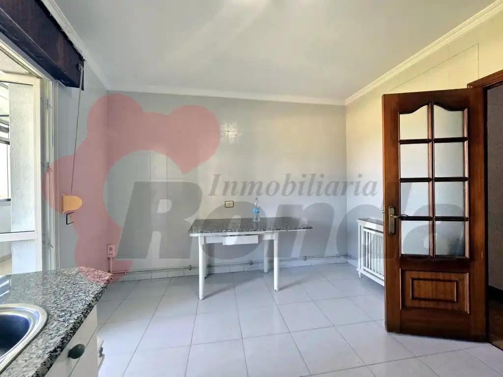 Dormitori de Casa o xalet en venda en Lugo