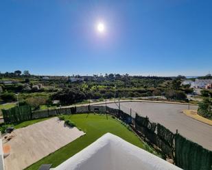 Jardí de Apartament en venda en Benahavís amb Aire condicionat, Terrassa i Balcó