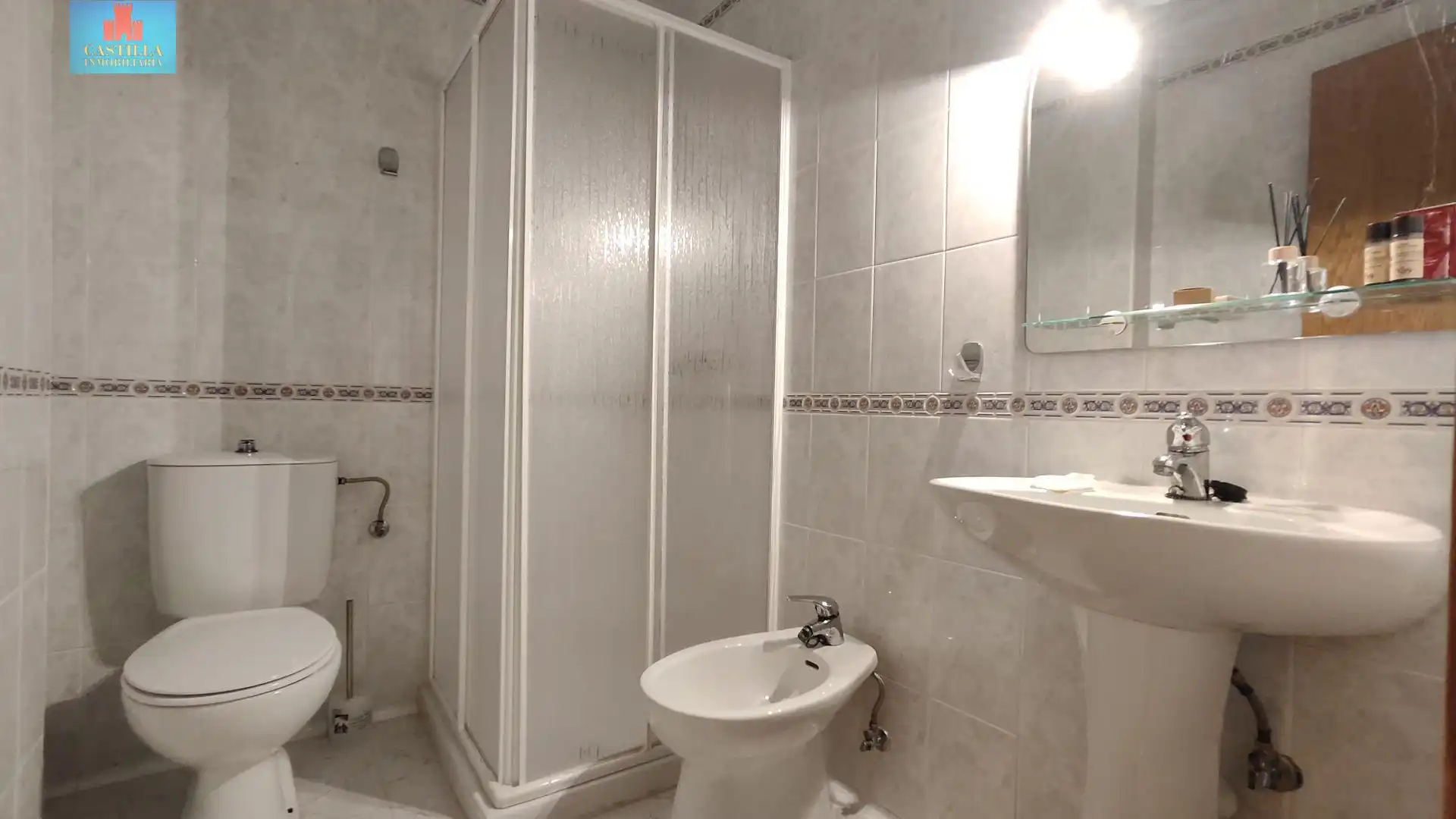 Baño de Finca rústica en venta en Muñopepe con Calefacción, Jardín privado y Trastero
