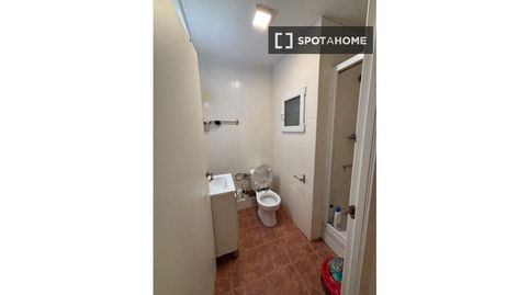 Foto 4 de Habitació a Can Vidalet, Esplugues de Llobregat