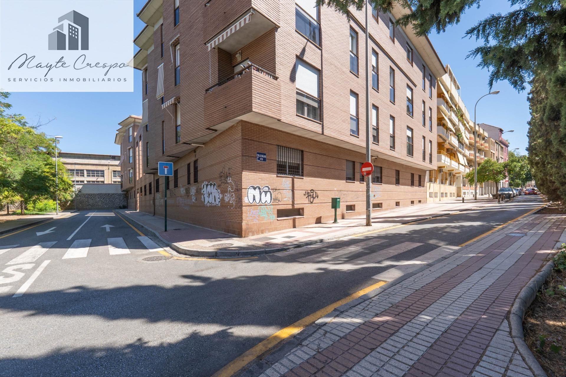 Exterior view of Flat for sale in  Granada Capital  with Heating and Storage room