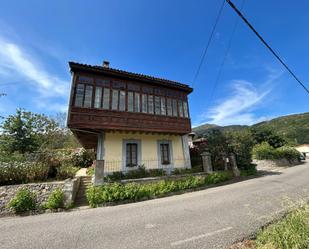 Exterior view of House or chalet for sale in Parres  with Private garden and Storage room