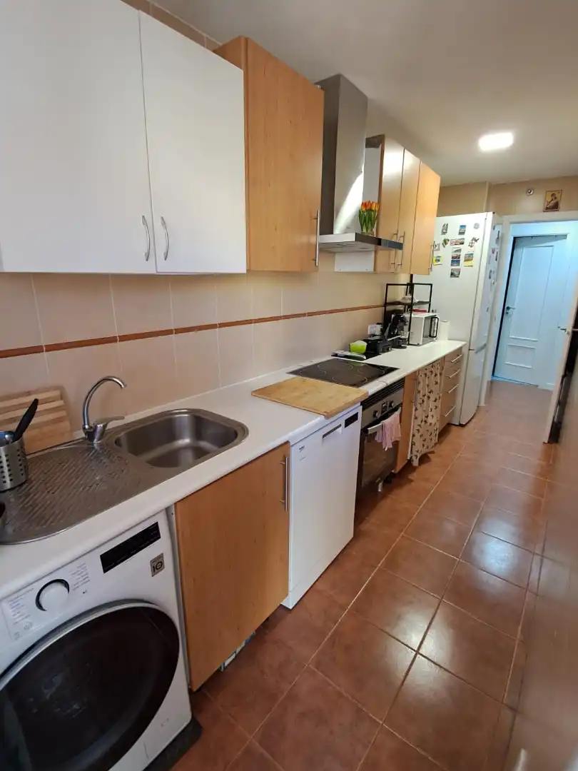 Cuina de Planta baixa en venda en Cazalegas amb Aire condicionat