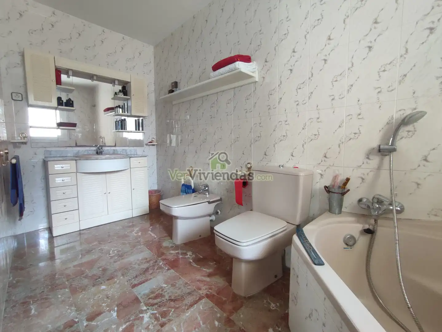 Maison mitoyenne avec terrasse à vendre à Torrelles de Llobregat, imagen 5
