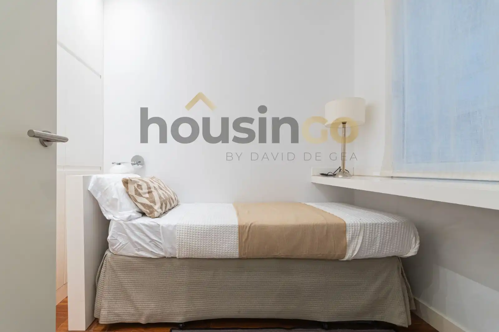 Bedroom of Flat for sale in Madrid  with Air Conditioner, Heating and Parquet flooring