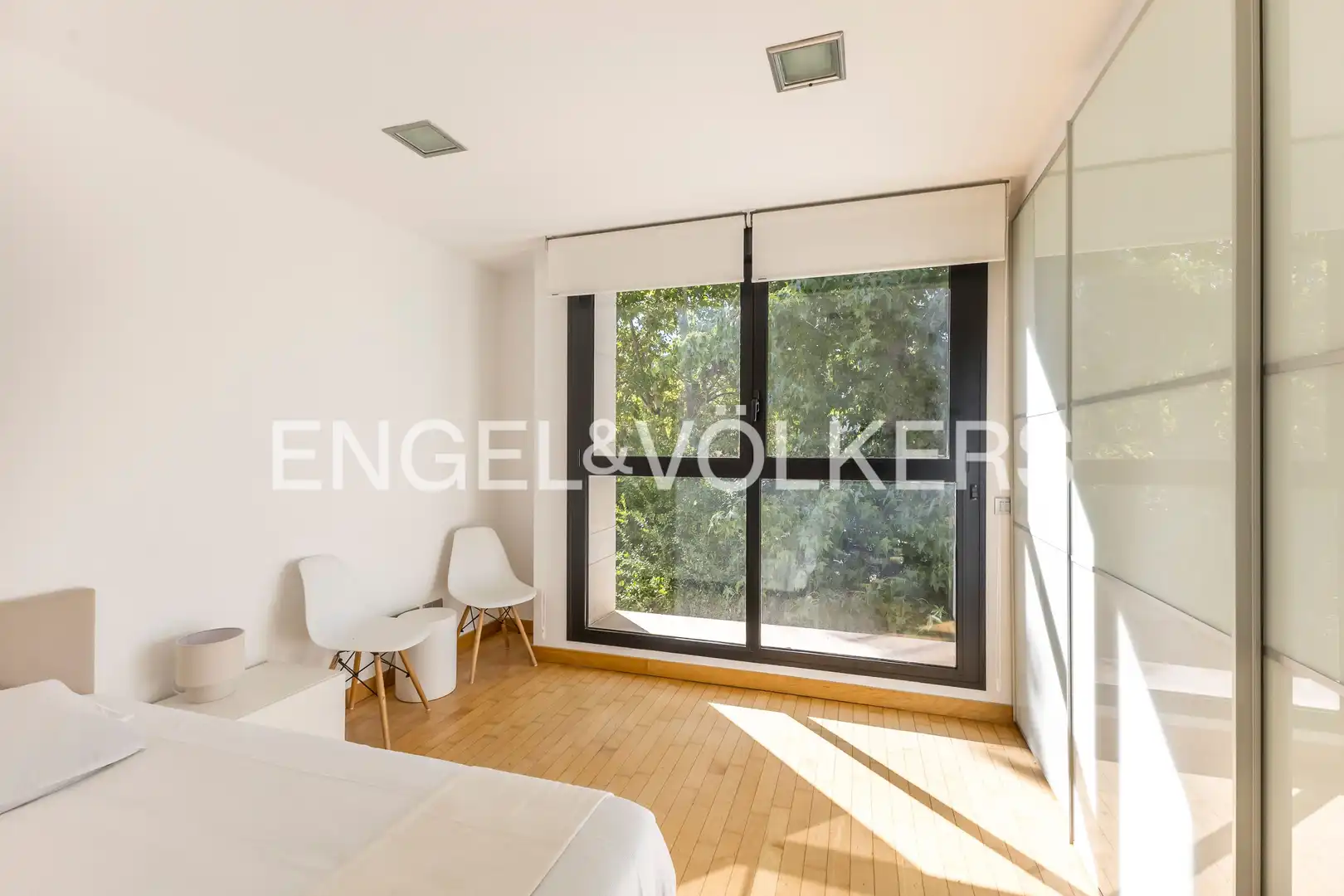 Habitación de Casa o chalet en venta en Madrid con Aire acondicionado, Calefacción y Jardín privado