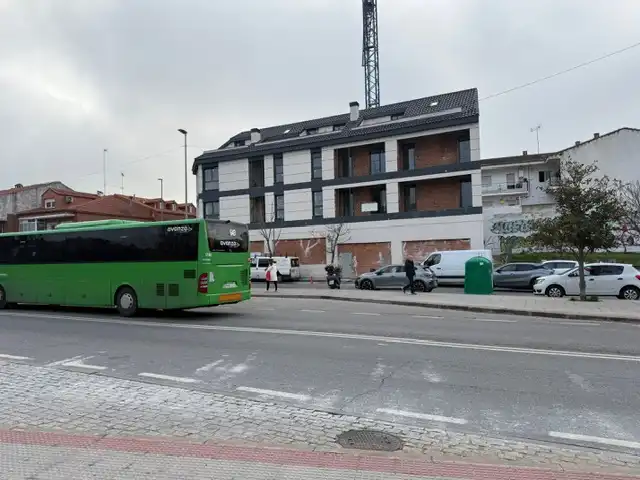 Business premises to rent in Avenida de Madrid 2, imagen 4