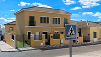 Exterior view of Single-family semi-detached for sale in Burguillos