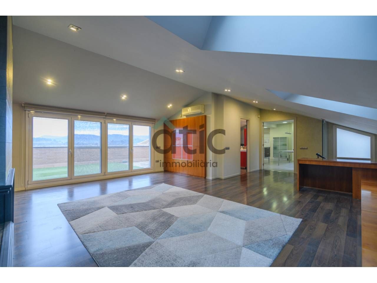 Dúplex en venda a Avenida Tudela, Plaça Catalunya