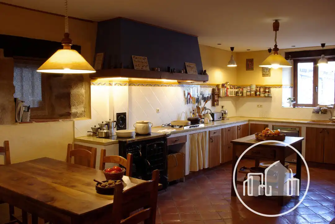 Cocina de Casa o chalet en venta en Merindad de Sotoscueva con Calefacción, Terraza y Balcón