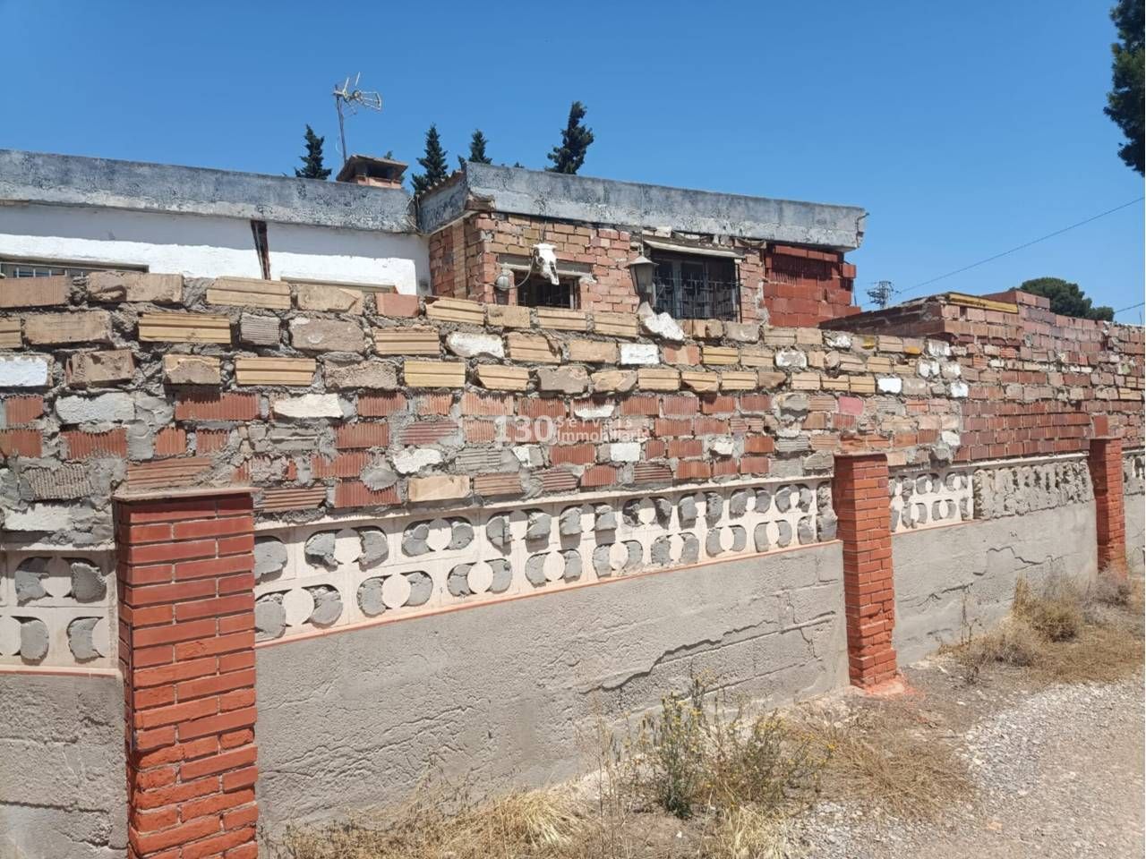 Vista exterior de Casa o xalet en venda en Alcanar amb Jardí privat