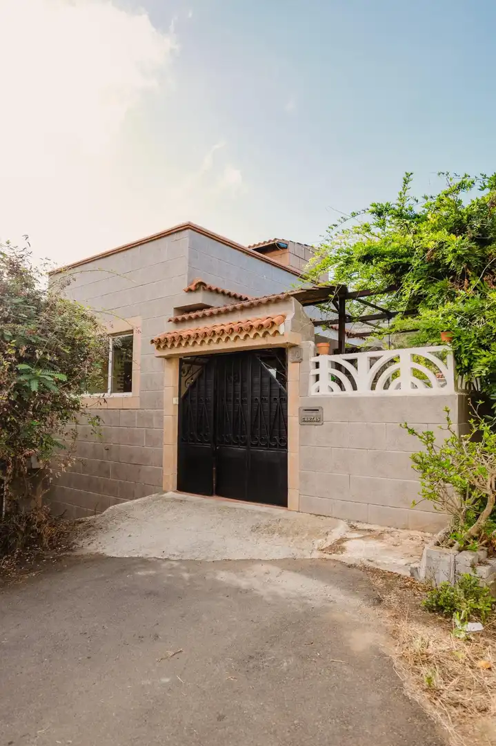 Casa o chalet en venta en Calle GUILLERMO SURED, 20, Los Portales - Visvique