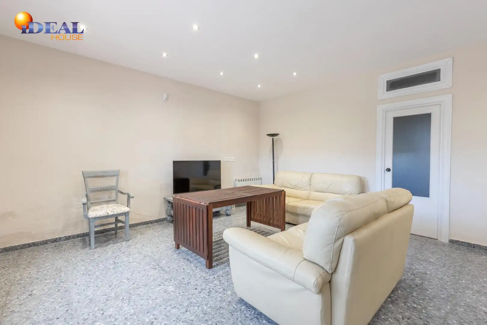 House with pool for sale in Avenida del Puente Nuevo, imagen 40
