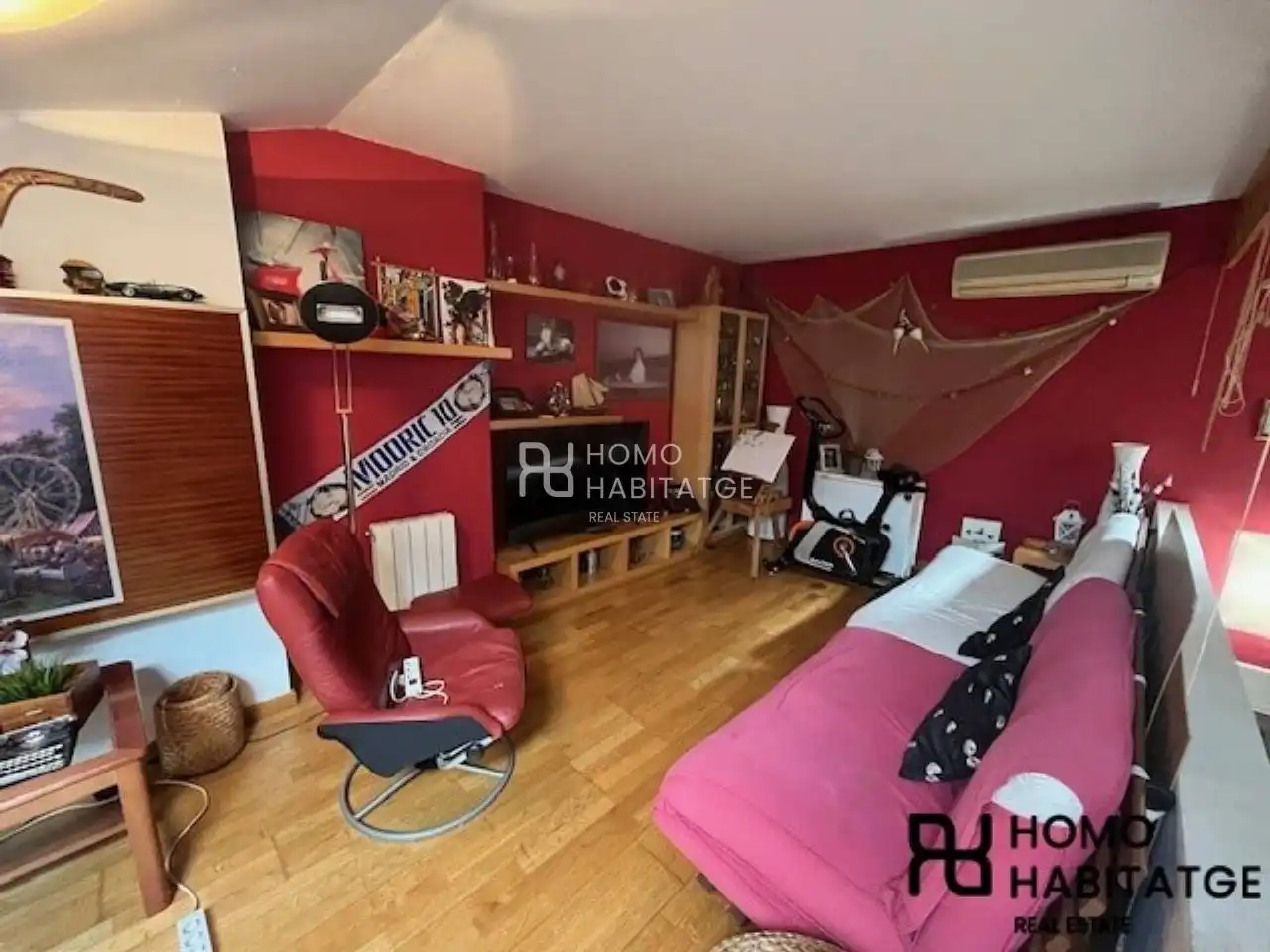 Duplex with lift for sale in Calle GURREA
