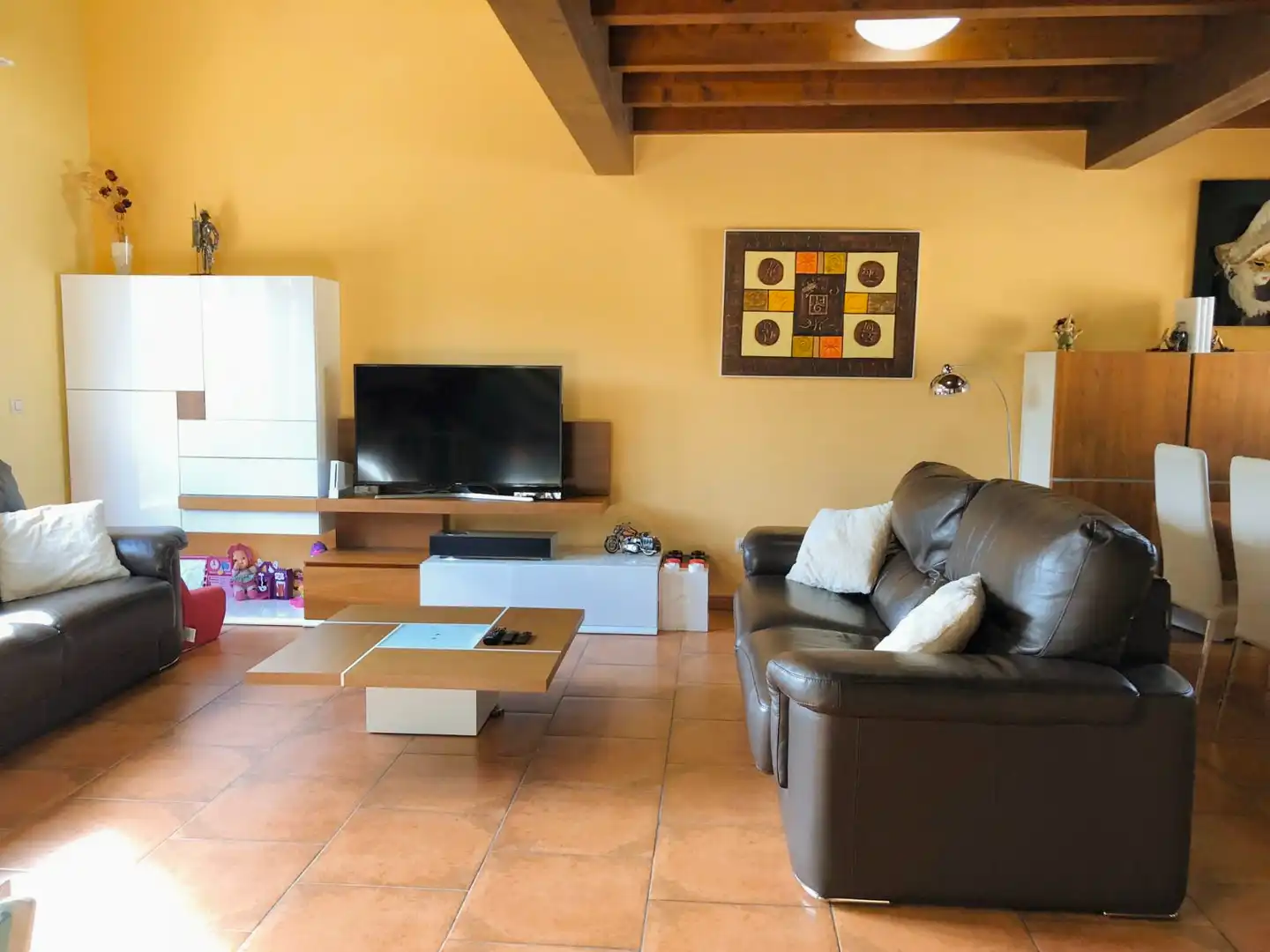 Sala d'estar de Casa o xalet en venda en Grijota amb Calefacció, Jardí privat i Traster