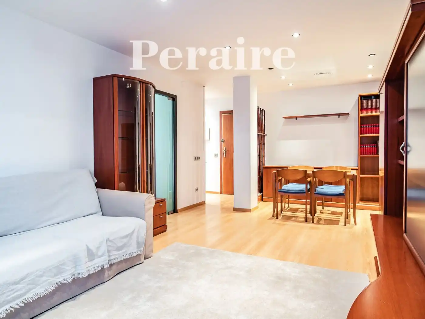Bedroom of Flat for sale in Barcelona  with Air Conditioner, Heating and Parquet flooring