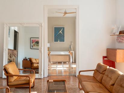 Living room of Flat for sale in  Barcelona Capital  with Air Conditioner and Heating