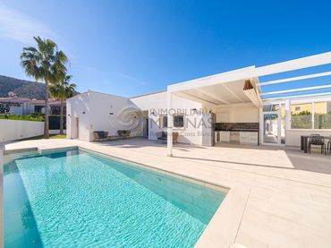 Xalet amb piscina en venda a L'Albir