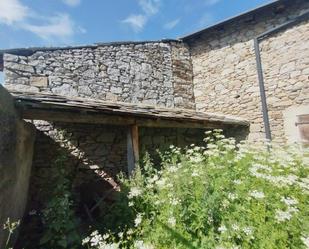 Außenansicht von Country house zum verkauf in Llívia mit Heizung
