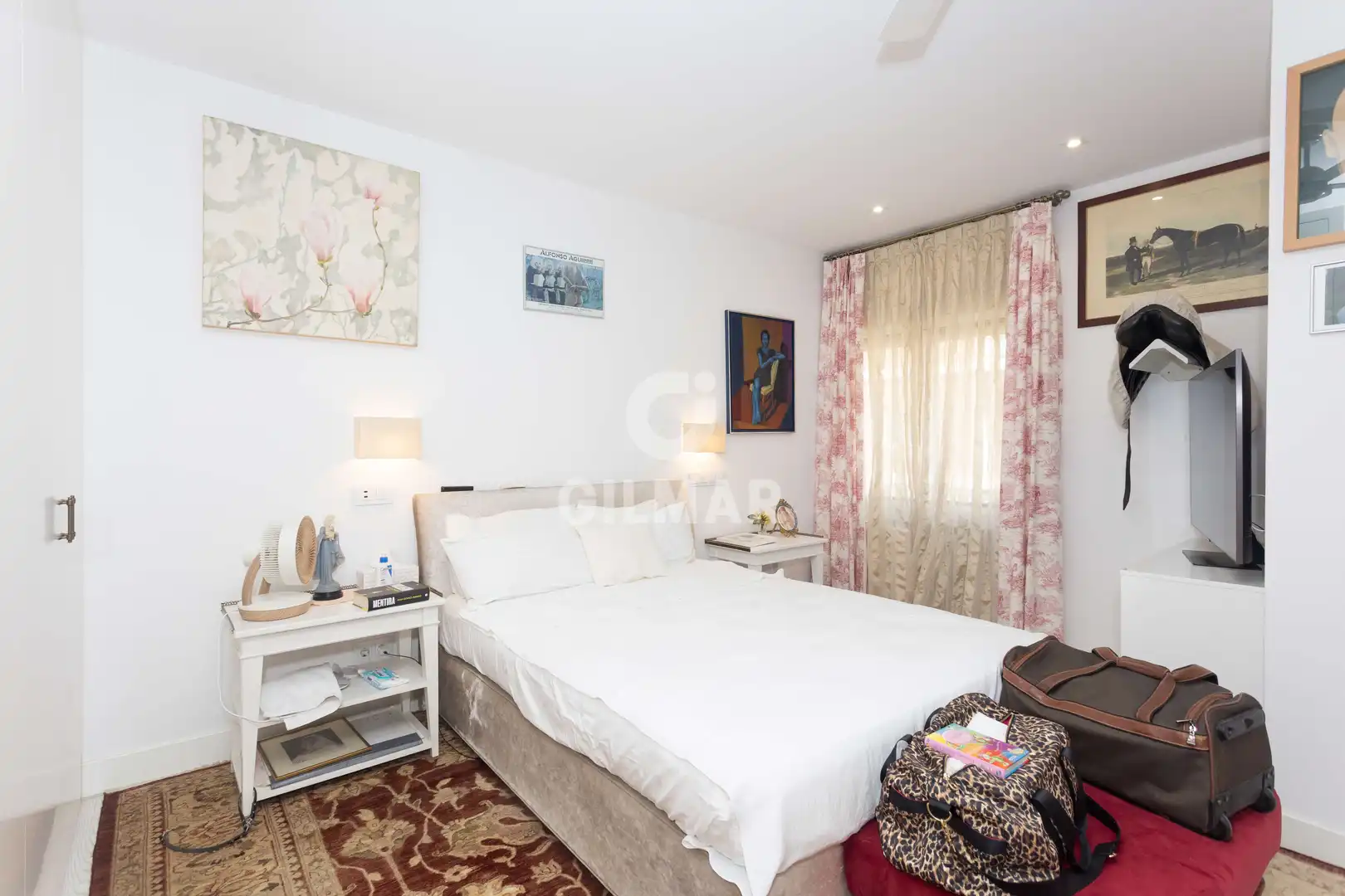 Habitación de Piso en venta en Madrid con Calefacción y Balcón