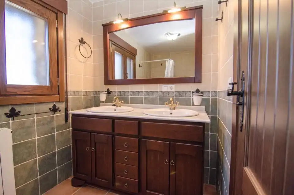 Baño de Finca rústica en venta en Cáñar con Jardín privado