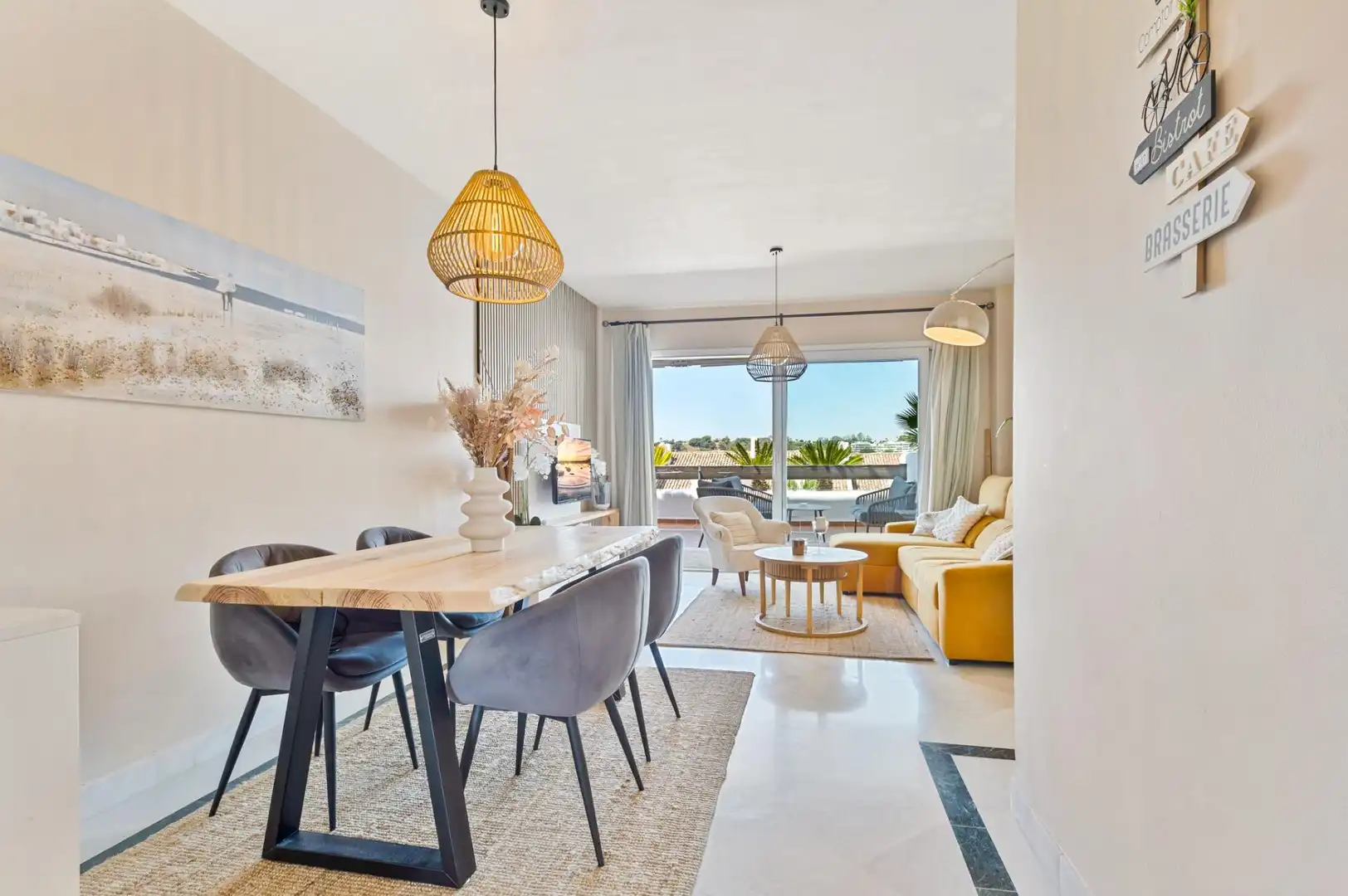 Menjador de Apartament en venda en Marbella amb Aire condicionat, Terrassa i Traster